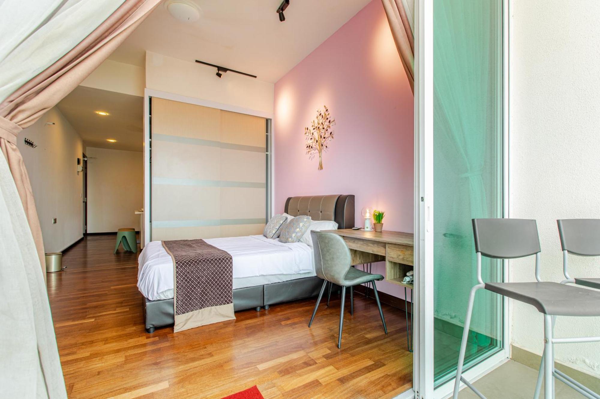 Paragon With Private Jacuzzi Near Ciq Rts Pangsapuri Johor Bahru