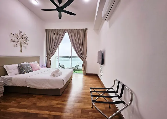 Paragon Suites Studios With Private Jacuzzi Near Ciq Rts
