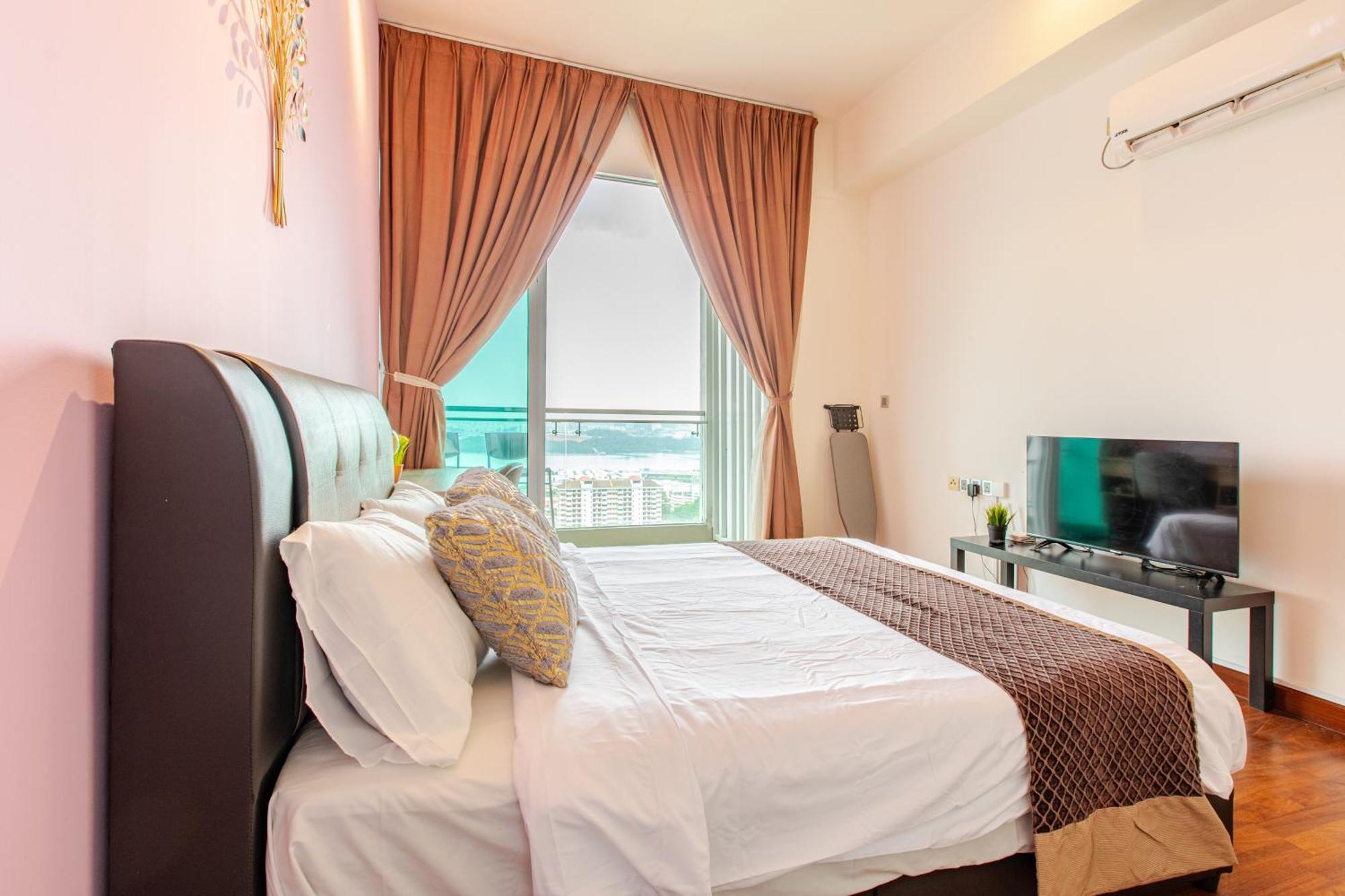 Paragon With Private Jacuzzi Near Ciq Rts Apartment